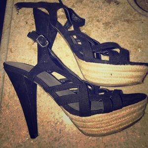 Guess by Guess "wooden" platform sandal heels