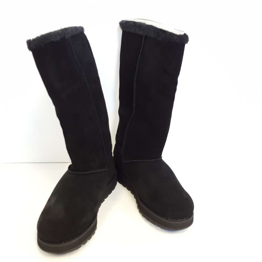 Sketcher's Boots brand new