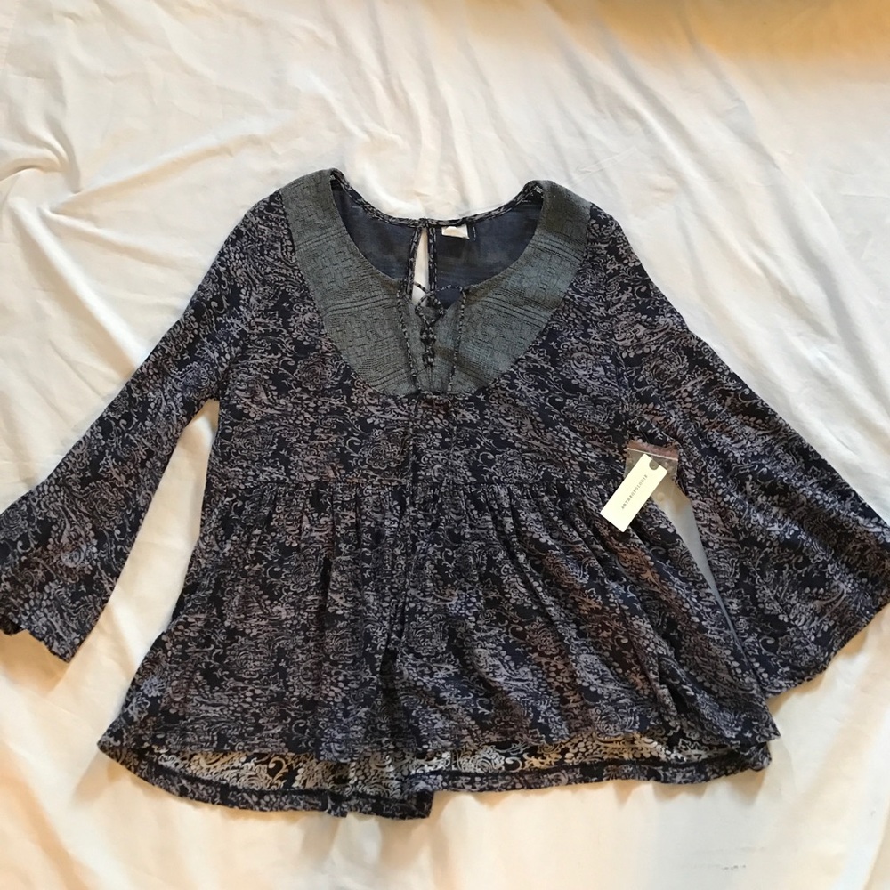 NWT Akemi + Kin top Small Anthropologie