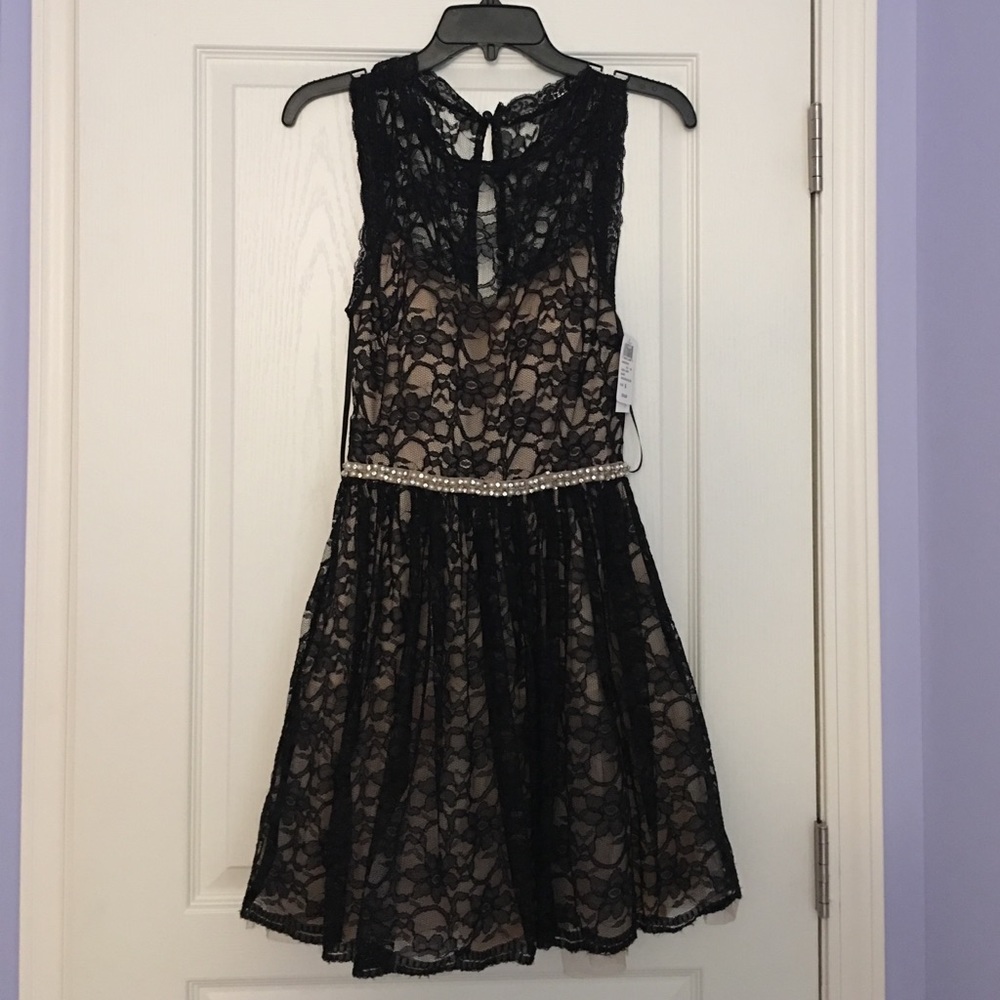 Short black lace dress