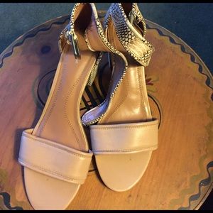 Tahari Two Tone Block Heel