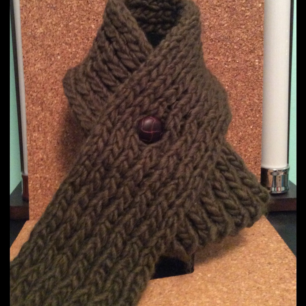 Scarf - Picture 2 of 2