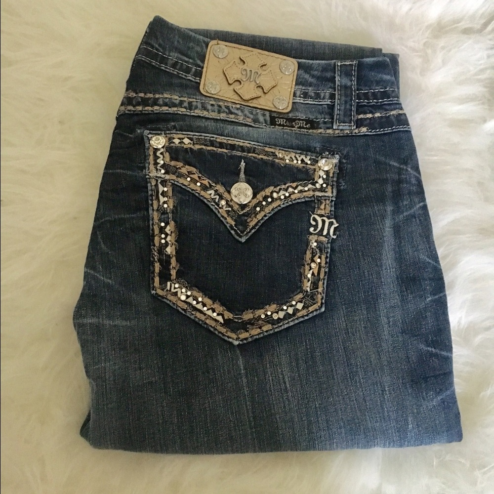 NWOT Miss Me Jeans Mid-Rise Curvy Crop Size 32