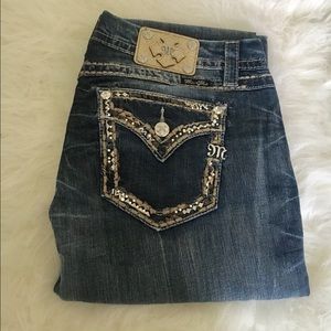 NWOT Miss Me Jeans Mid-Rise Curvy Crop Size 32