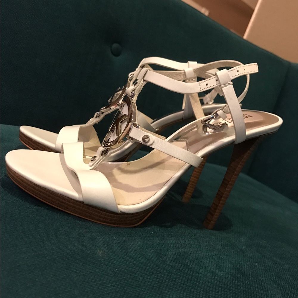 MK heels