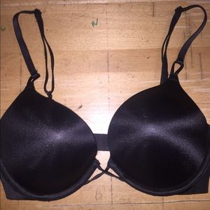 32C VS bombshell bra