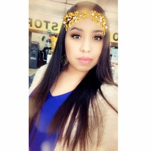 Meet your Posher, Mariela