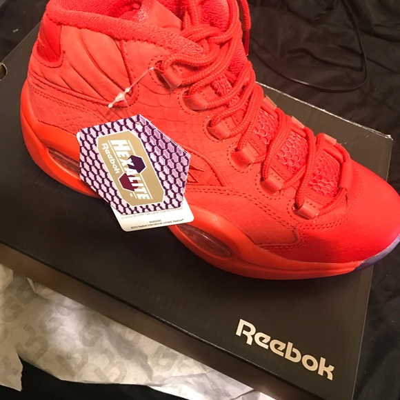 Limited Edition(Teyana Taylor) Red October Iverson - Picture 3 of 5