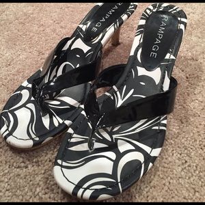 Black and white print sandals
