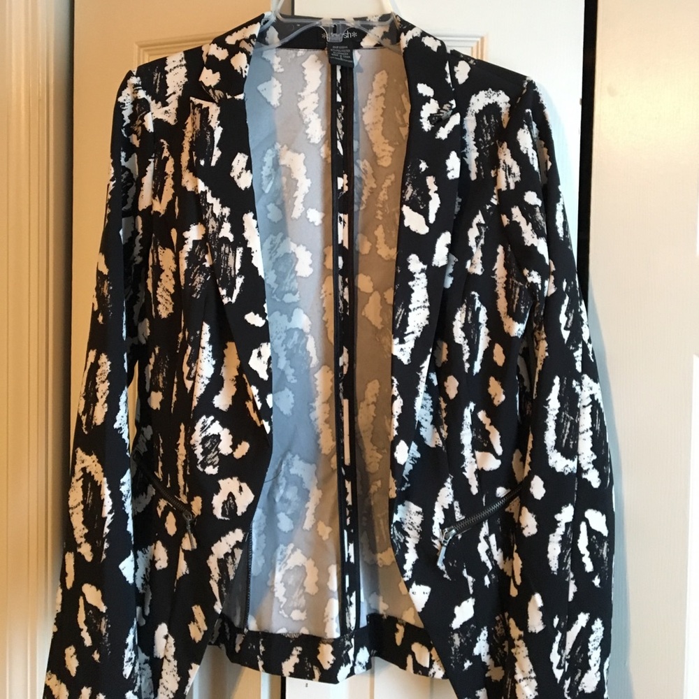 Patterned blazer