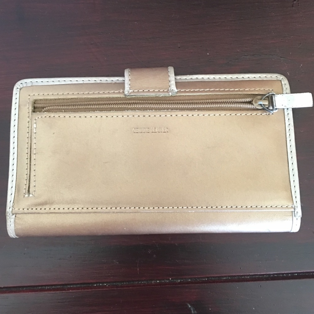 Wallet - Picture 2 of 3
