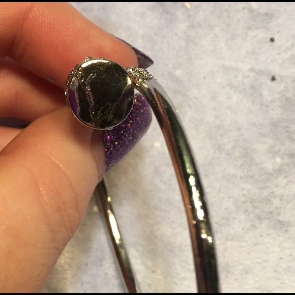 (O3) Silver Nail Bracelet - Picture 5 of 6