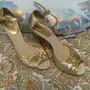 Coach Gold heels