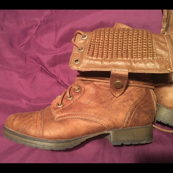 Cute Brown fold down combat boots Sz 8 - Picture 1 of 4