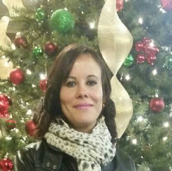 Meet your Posher, Silvia - Picture 1 of 1