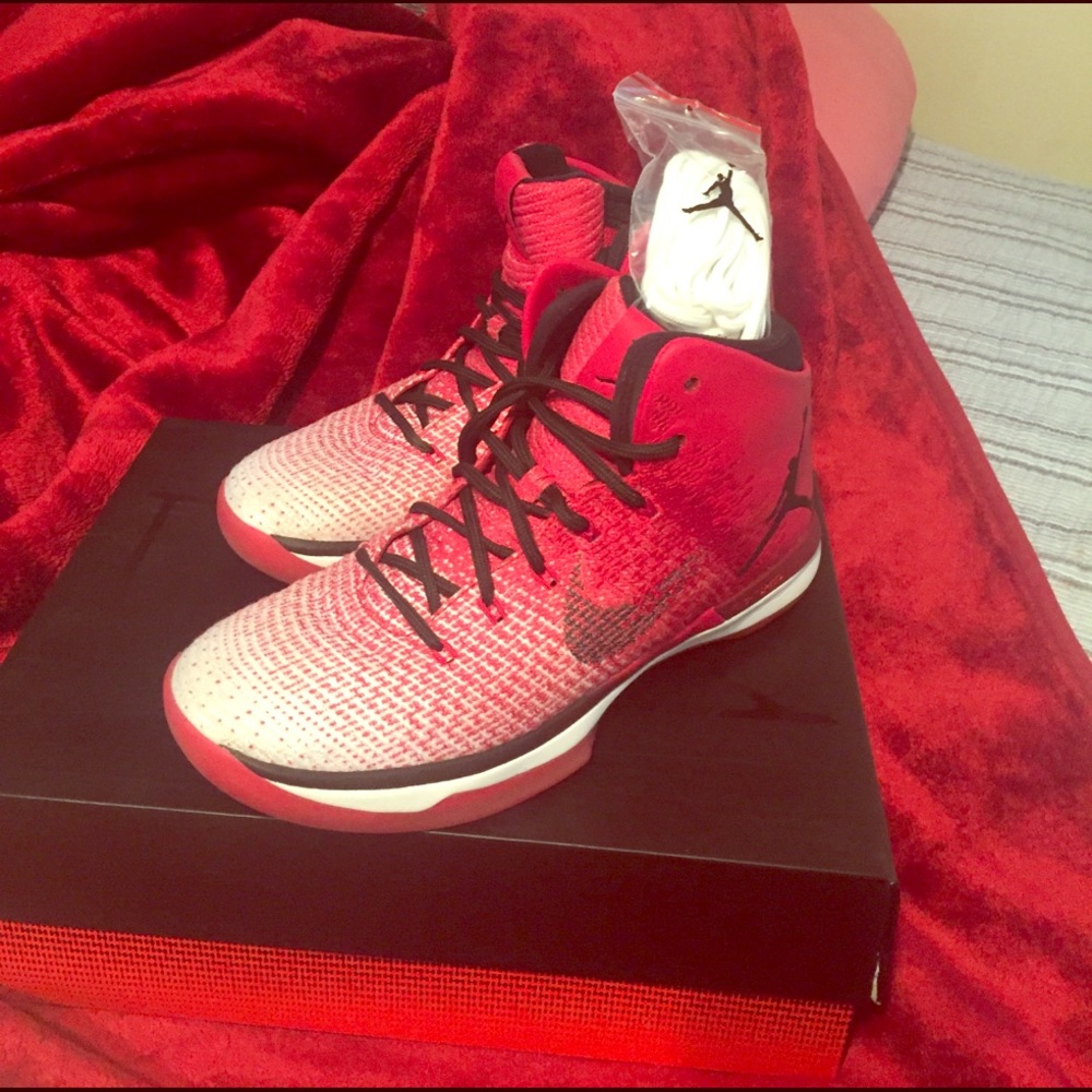 Jordan 31 Chicago colorway