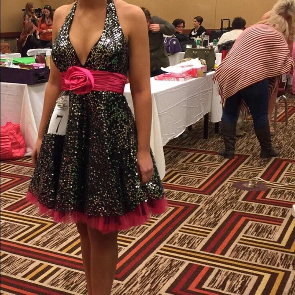Cocktail dress - Picture 2 of 2