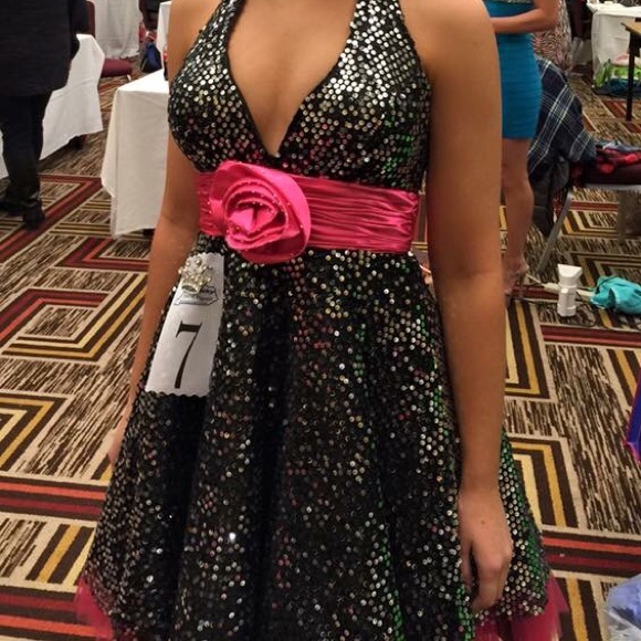 Cocktail dress - Picture 1 of 2