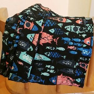 Lularoe fish leggings (os)
