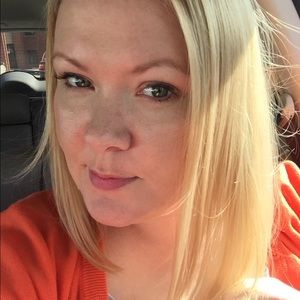 Meet your Posher, Christy