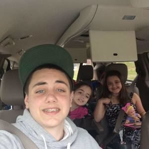 Meet your Posher, Justin