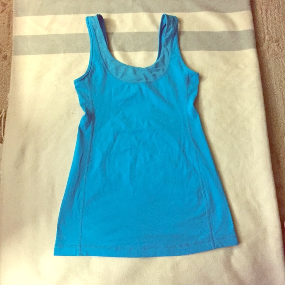 lululemon athletica Tops - LULULEMON SCOOP TOP lululemon athletica Tops - LULULEMON SCOOP TOP