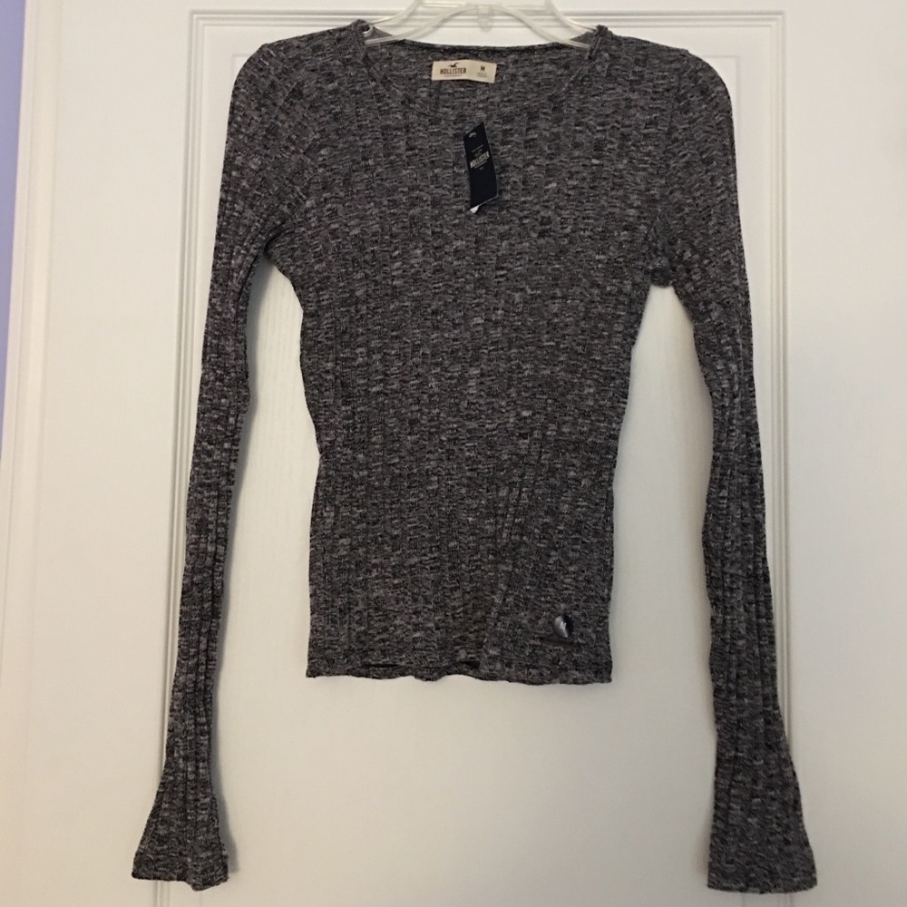 Grey long sleeve tight sweater/long sleeve