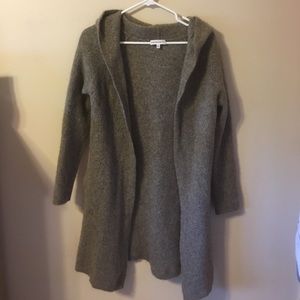Long taupe sweater with hood