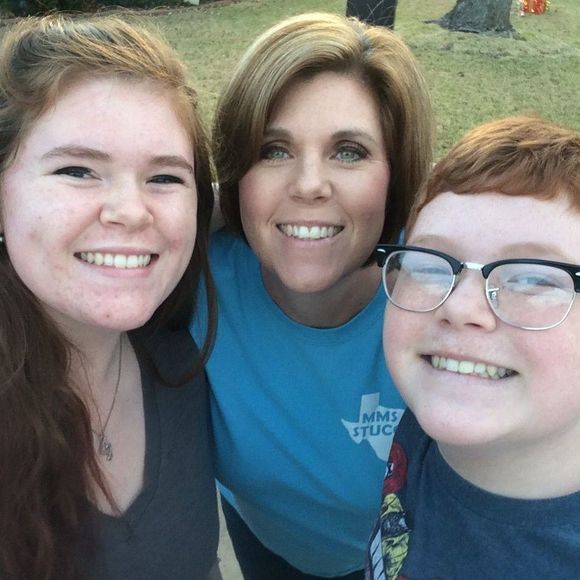 Meet your Posher, Patti - Picture 1 of 1