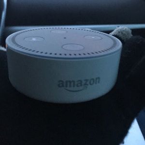 AMAZON ECHO DOT