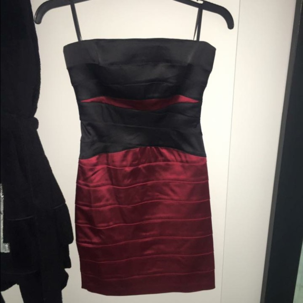 Bebe dress size small