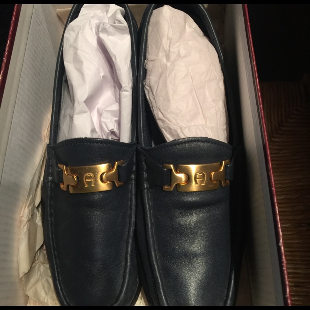 Etienne Aigner Loafers