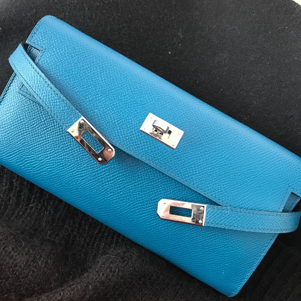 Hermes Kelly Wallet with Silver Hardware