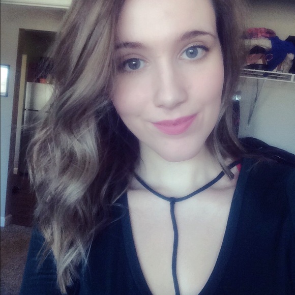 Meet the Posher - Picture 1 of 1