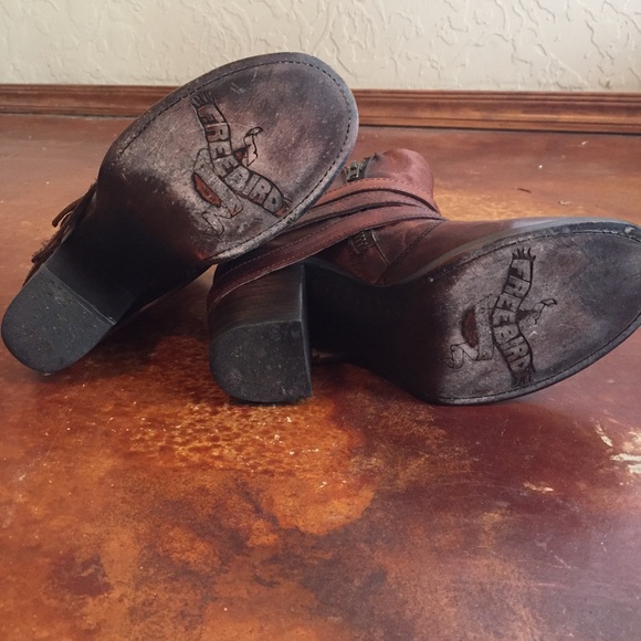 *SOLD* FREEBIRD by Steve Madden Bama bootie! - Picture 4 of 5