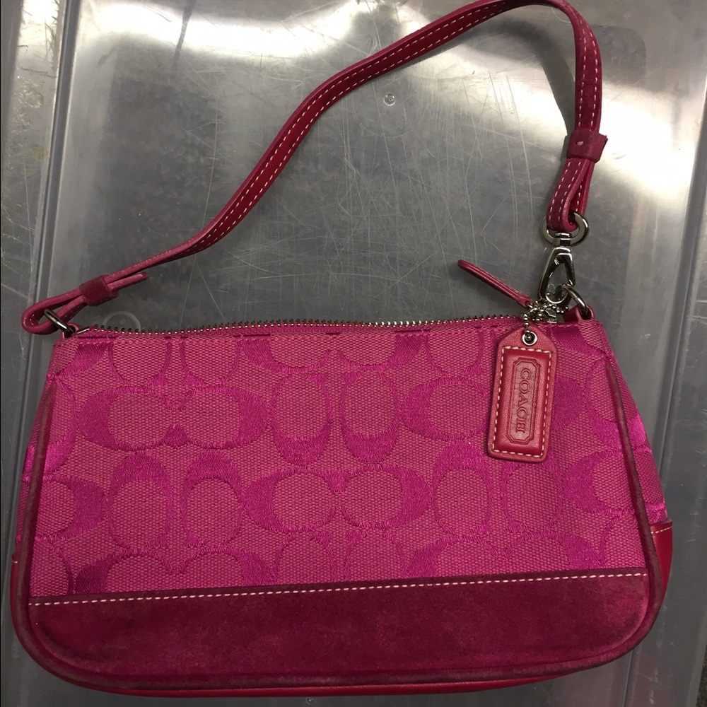 AUTHENTIC HOT PINK COACH PURSE
