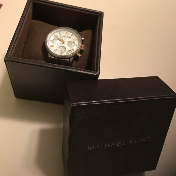 Michael Kors watch Two-toned gold and silver main image 4
