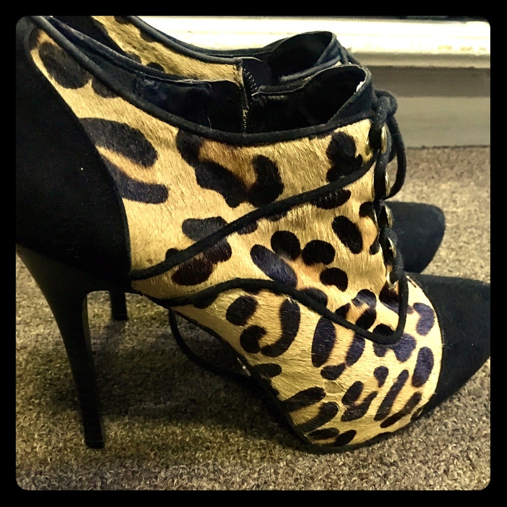 Leopard Fergie ankle boots