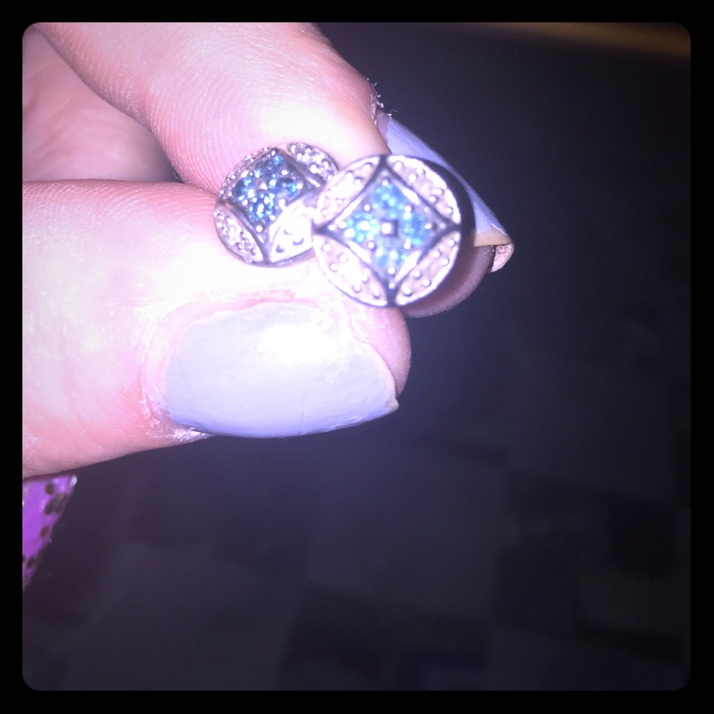 BLUE Diamonds and White 💎Diamonds set in 925 . 💙