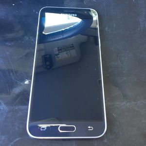 Samsung galaxy j3