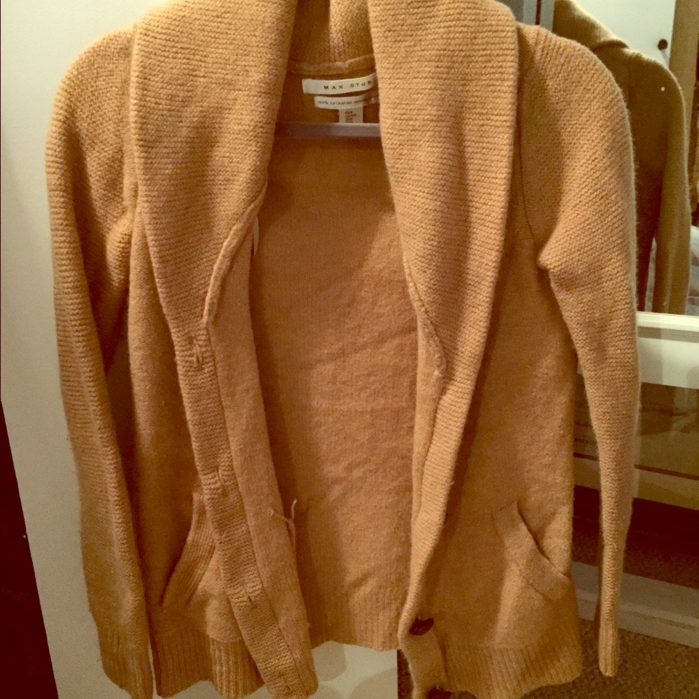 Tan 100% wool cardigan
