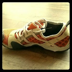 New Balance MINIMUS women's tennis shoes