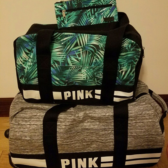 VS PINK 3 piece Luggage set - Picture 2 of 4