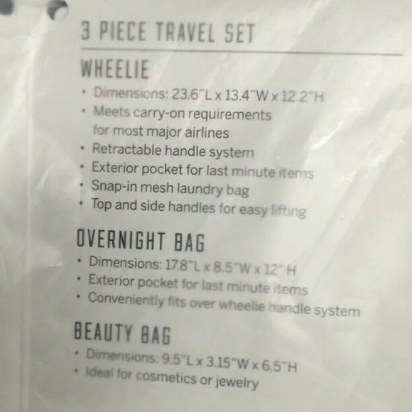 VS PINK 3 piece Luggage set - Picture 3 of 4