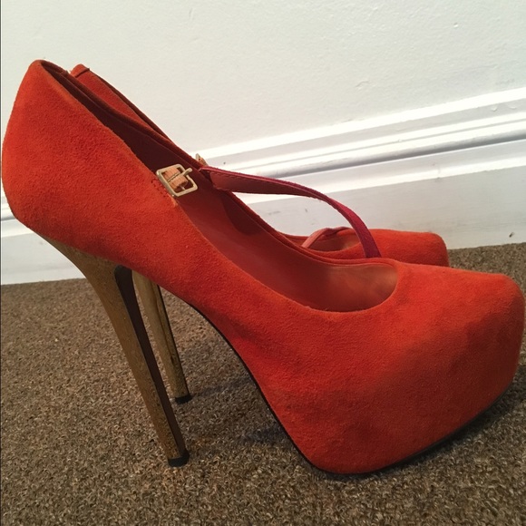 Suede burnt orange Stiletto heels