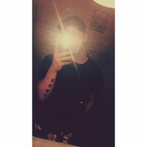 Meet your Posher, Deejay