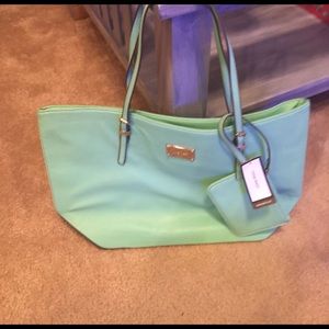 NWT Nine West purse with wrislet