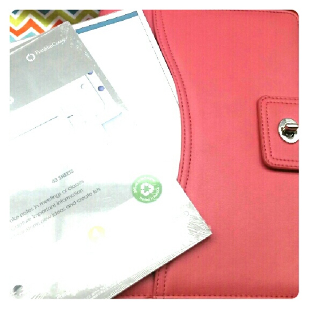 SOLD!!!  Franklin covey 365 pink planner