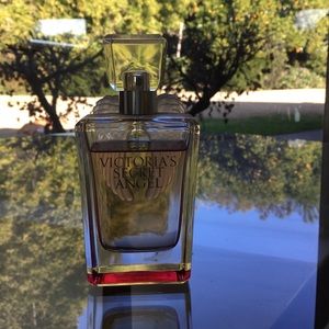 Victoria Secret (ANGEL) perfume