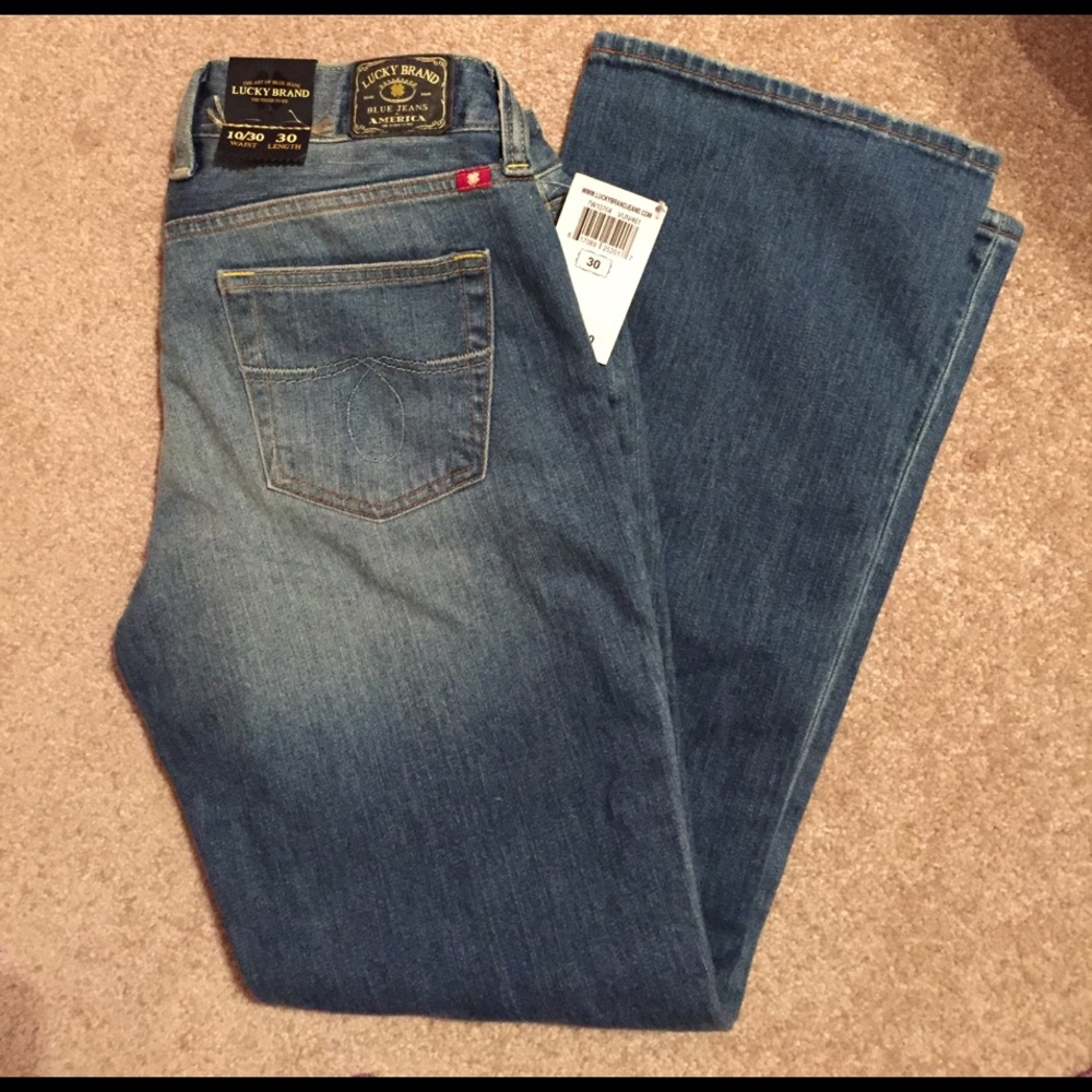NWT Lucky Brand Lola Boot Jeans.